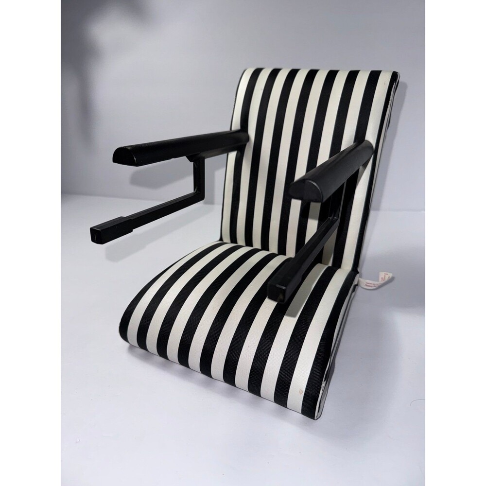 American Girl Chair B17